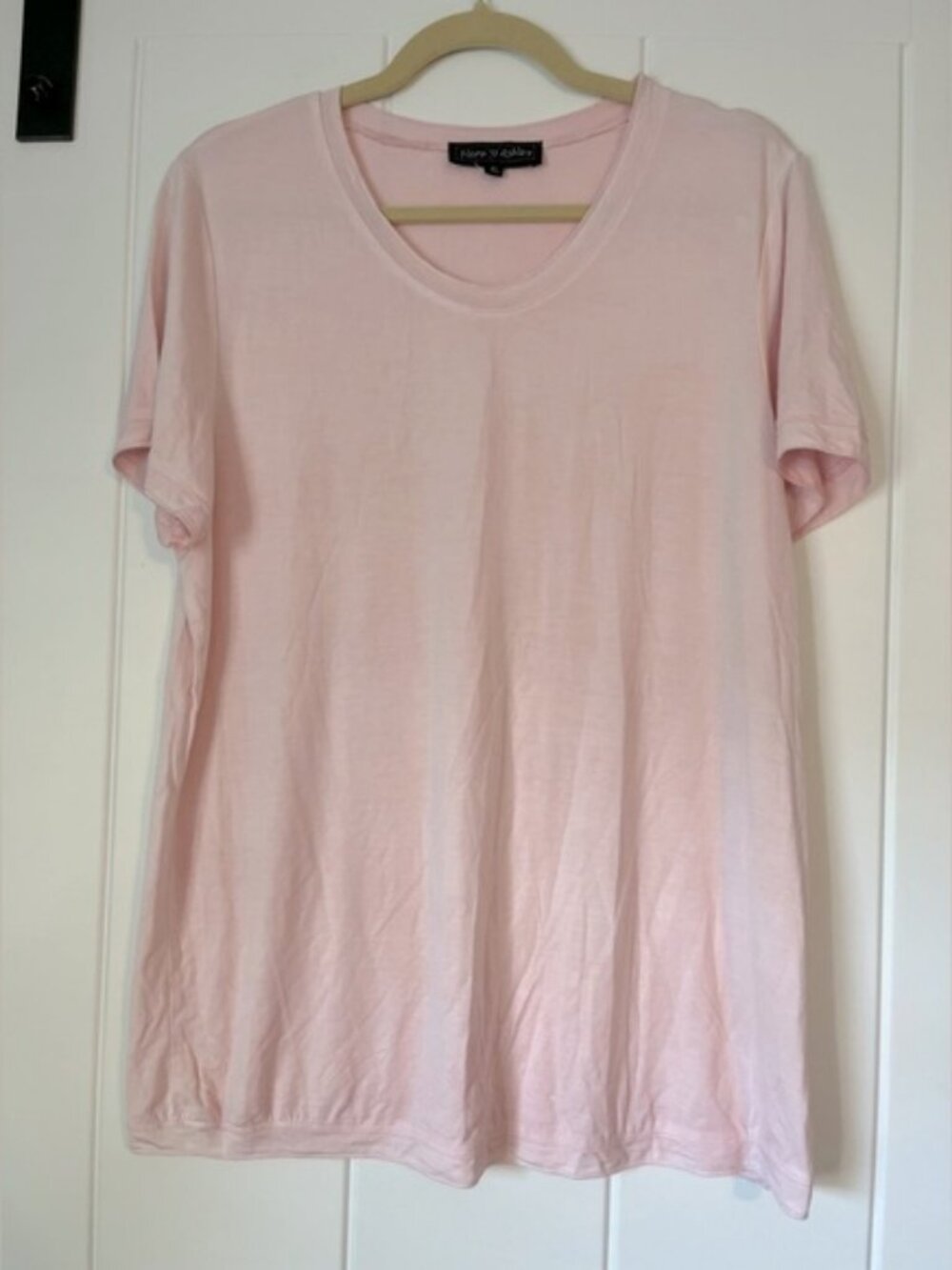 Flora 💗 Ashley pink stretchy tee